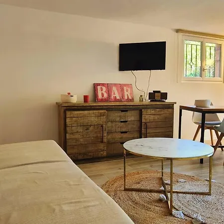 Apartament Neuf Jardin Avec Piscine Fréjus